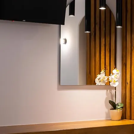 Amera Apartamento Fira (Santorini)