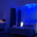 Amera Lägenhet Fira (Santorini)