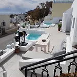 Amera * Fira (Santorini)