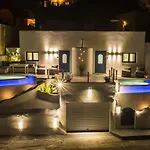 Amera * Fira (Santorini)