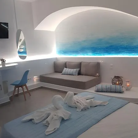 Amera Apartment Fira (Santorini)